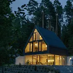 Σαλέ Pine - Sauna & Jacuzzi