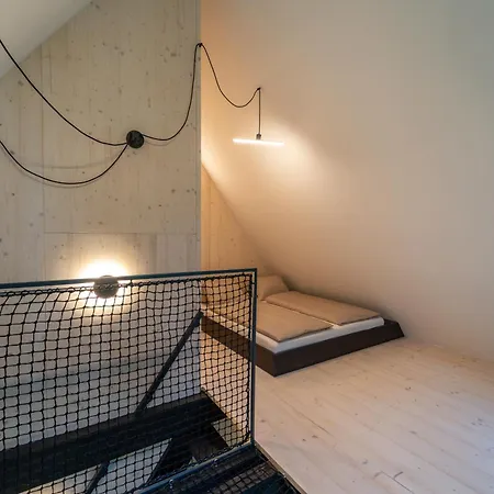 Pine - Sauna & Jacuzzi