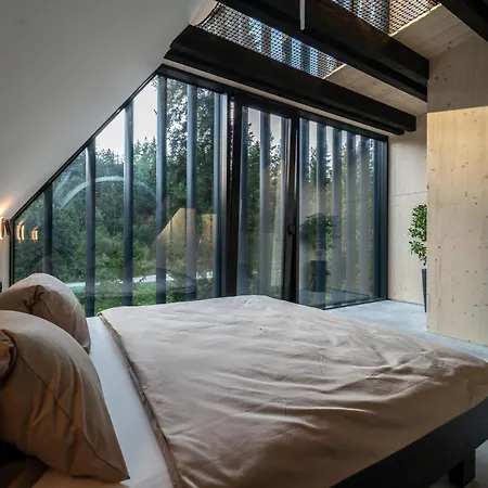 Σαλέ Pine - Sauna & Jacuzzi Smižany