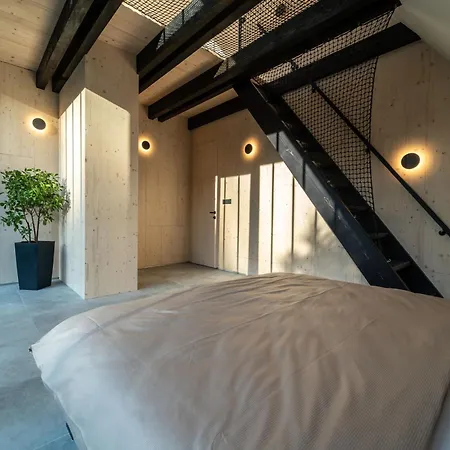 Pine - Sauna & Jacuzzi