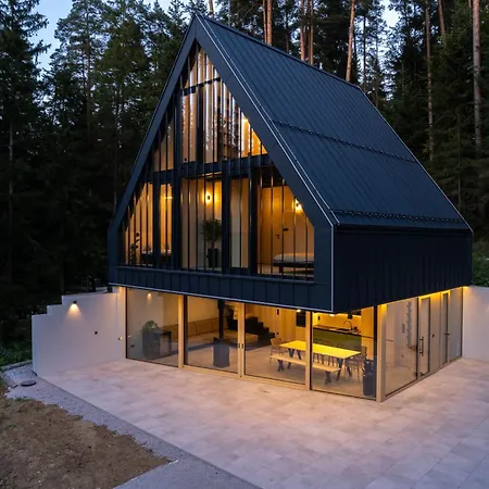 Pine - Sauna & Jacuzzi *