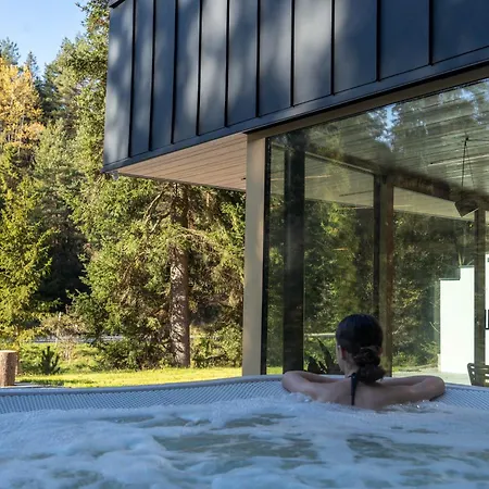 Pine - Sauna & Jacuzzi Chalé Smižany