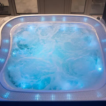 Pine - Sauna & Jacuzzi * Смижаны