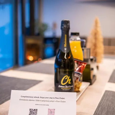 Pine - Sauna & Jacuzzi Шале Смижаны