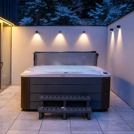 Chalé Pine - Sauna & Jacuzzi Smižany