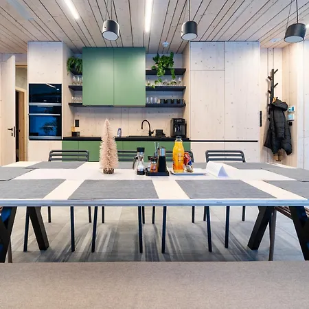 Pine - Sauna & Jacuzzi Шале